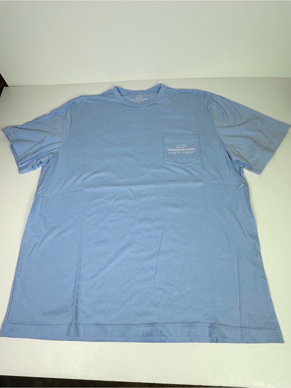Vineyard Vines Men’s Short Sleeve Graphic Whale , Key West, Bahamas T Shirt  M - Picture 3 of 9
